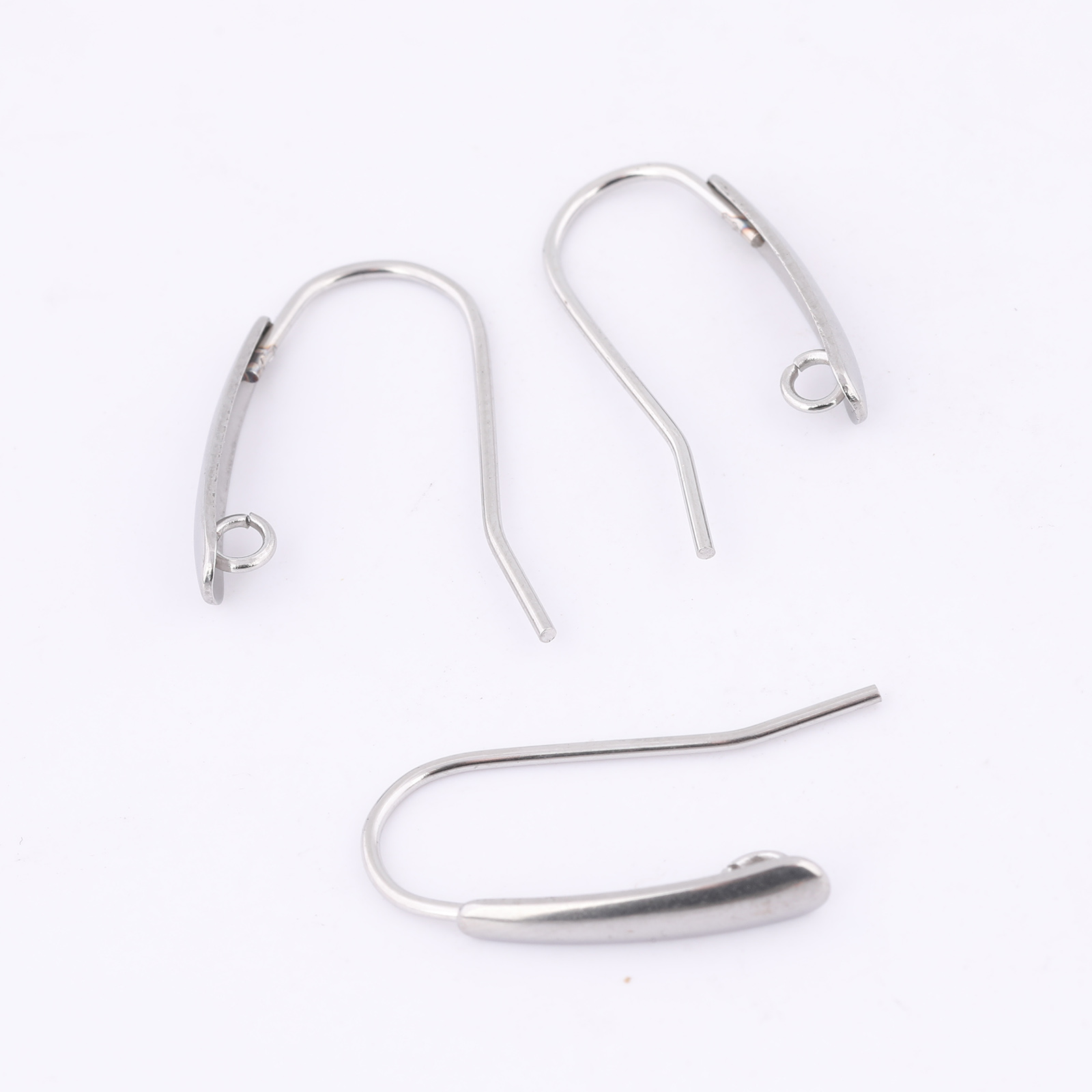 40 Stück Edelstahl-Ohrringhake – Jewelry Making Essentials Bewertung und Preis